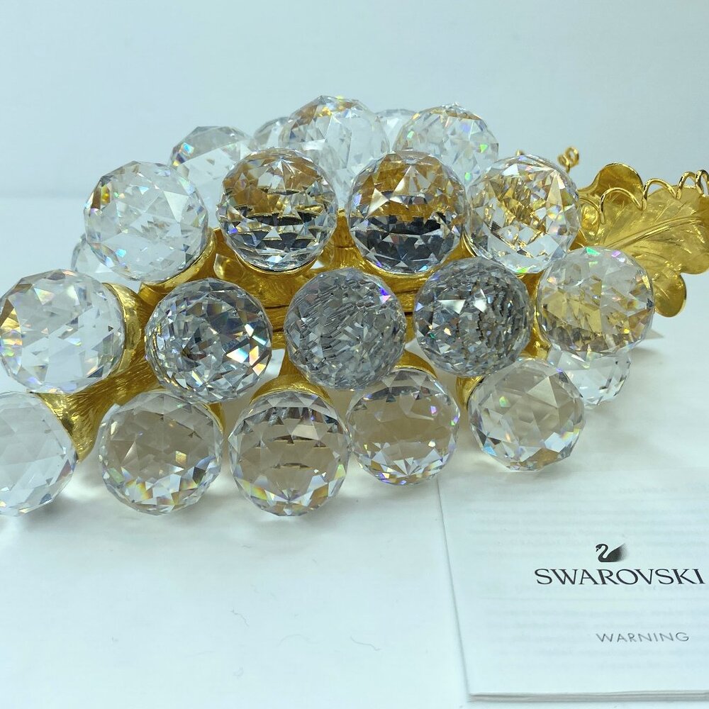 Swarovski Crystal faceted 29 Grapes Cluster with Gold Leaves Figurine S120